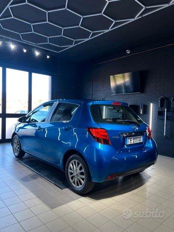 Toyota Yaris 1.0 Active DA VETRINA