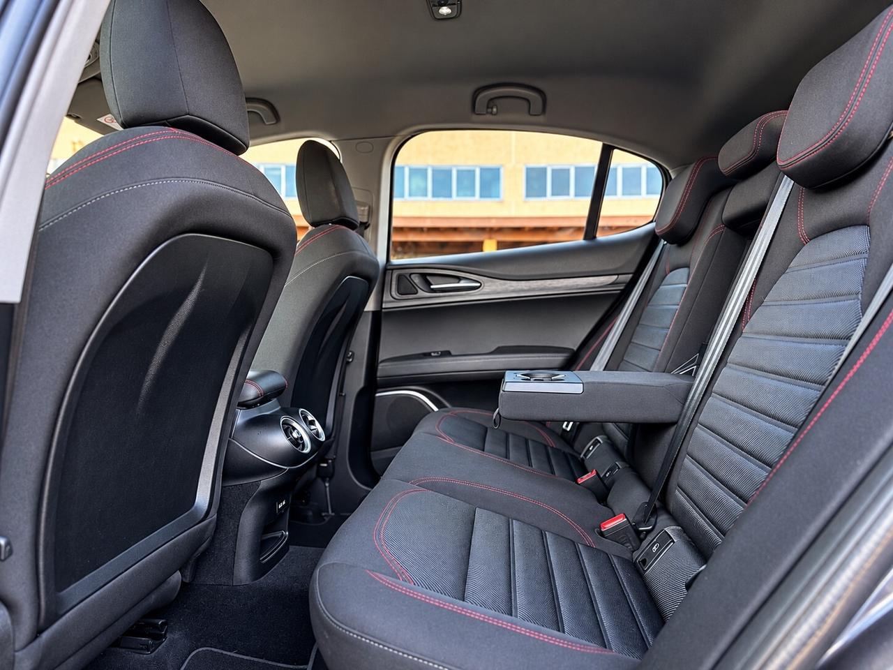 Alfa Romeo Stelvio 2.2 Turbodiesel 160 CV AT8 RWD ROSSO EDIZIONE