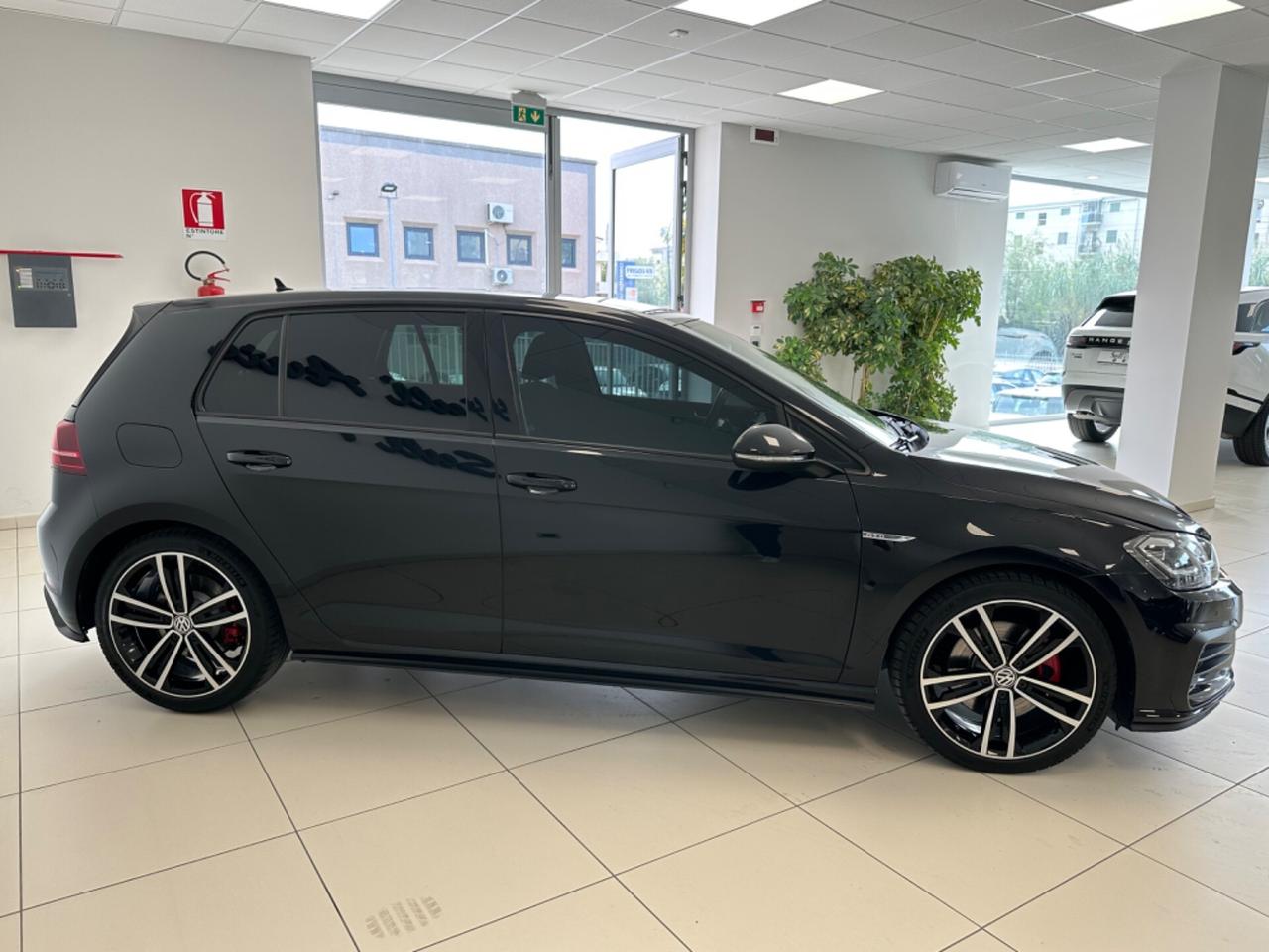 Volkswagen Golf GTD 2.0 TDI DSG 5p. BlueM - 2018