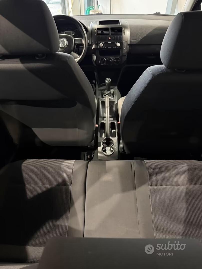 Volkswagen Polo 1.4 TURBO DISEL - NEOPATENTATI
