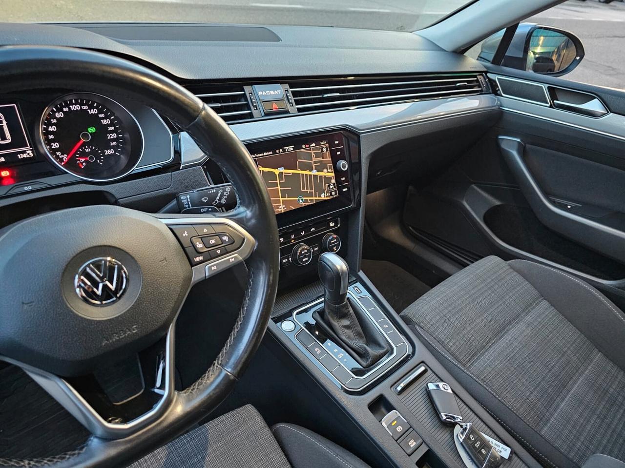 Volkswagen Passat Variant 2.0 TDI 150cv DSG Business*Navi*Euro6*