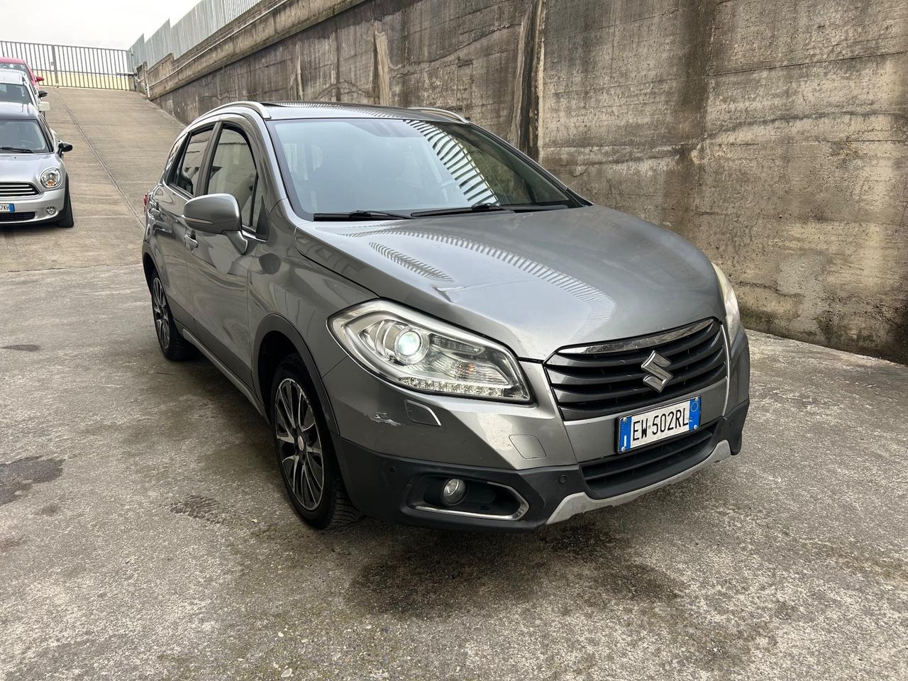 Suzuki S-Cross 1.6 VVT 4WD All Grip Top