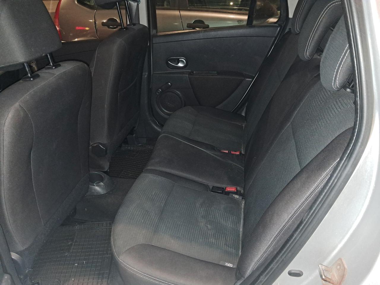 CLIO S.W. 1.5 DCI 2009