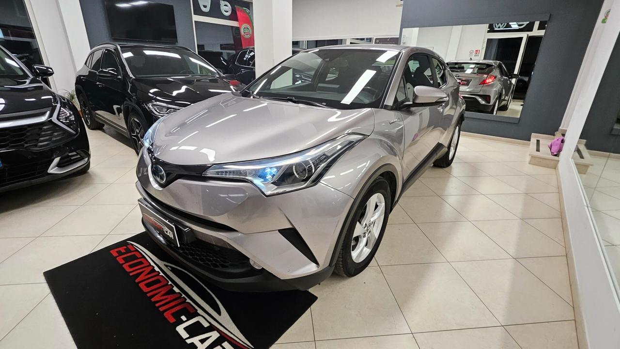 Toyota C-HR 1.8 Hybrid E-CVT Business