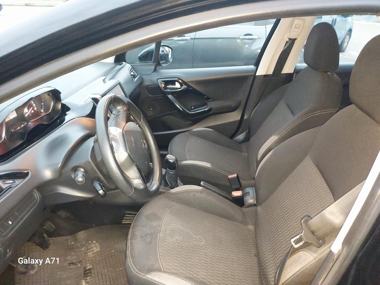 PEUGEOT 208 1,2 GPL 82 CV ALLURE 5P
