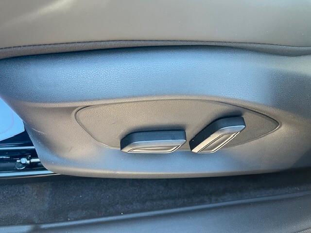 Mg ZS Hybrid+ Luxury