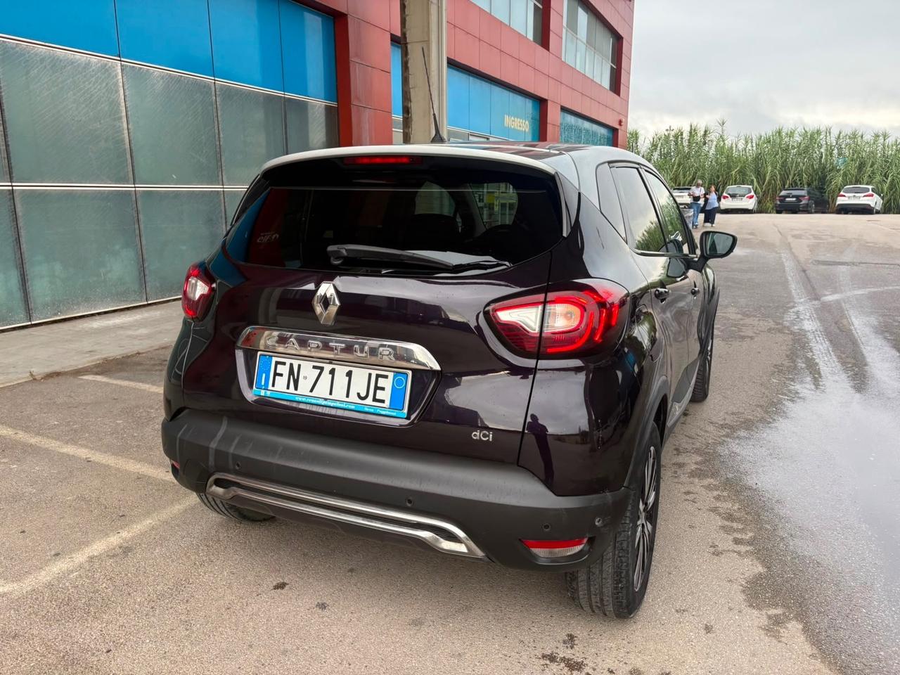 Renault Captur dCi 8V 110 CV Start&Stop Energy Initiale Paris