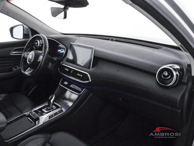 MG EHS MG Plug-in Hybrid Exclusive