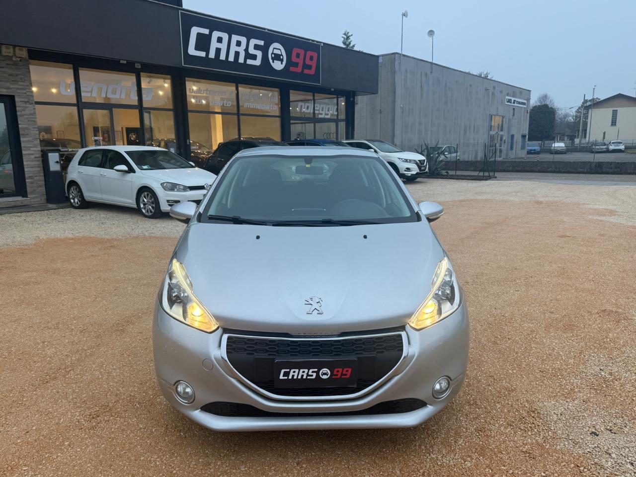 Peugeot 208 PureTech 82 5 porte Allure