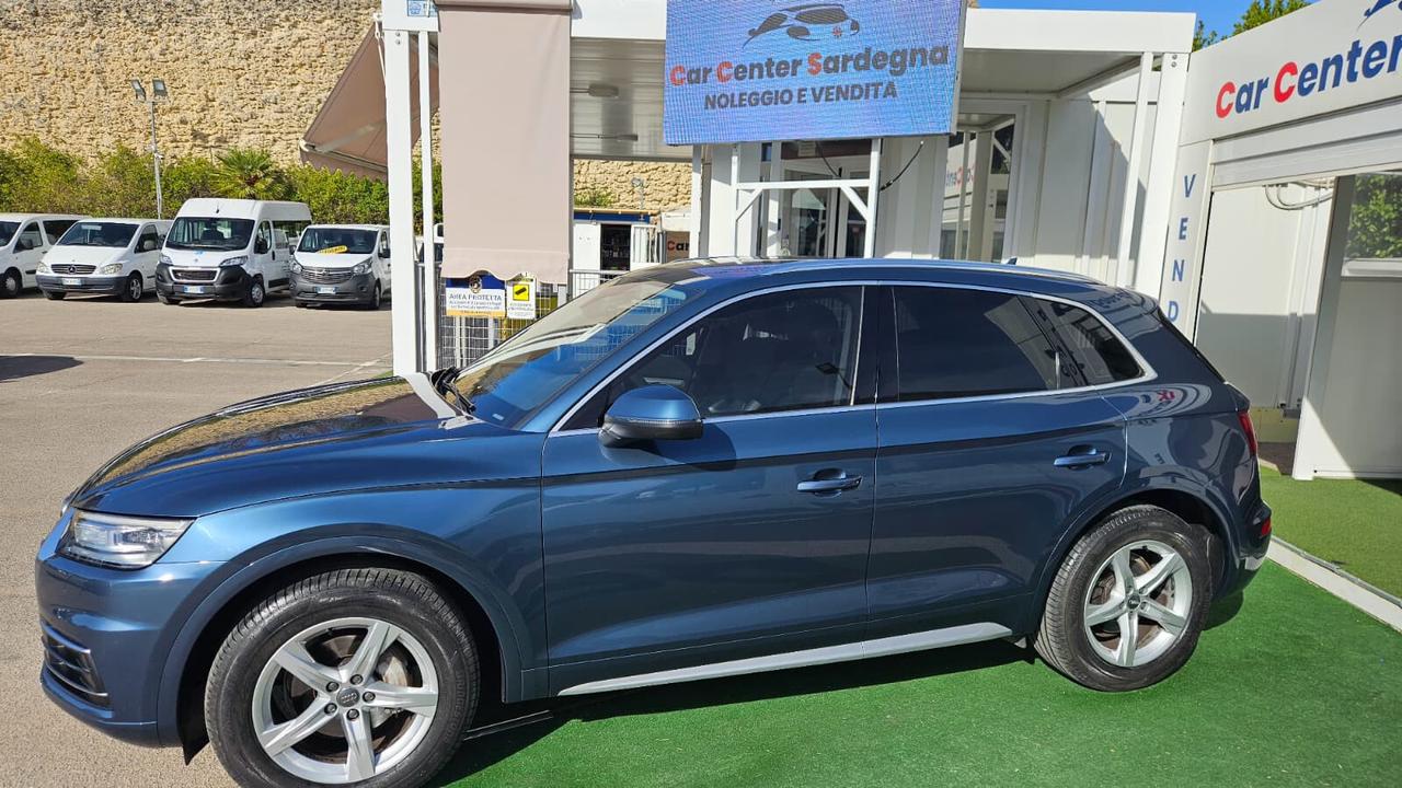 Audi Q5 2.0 TDI 150 CV Business