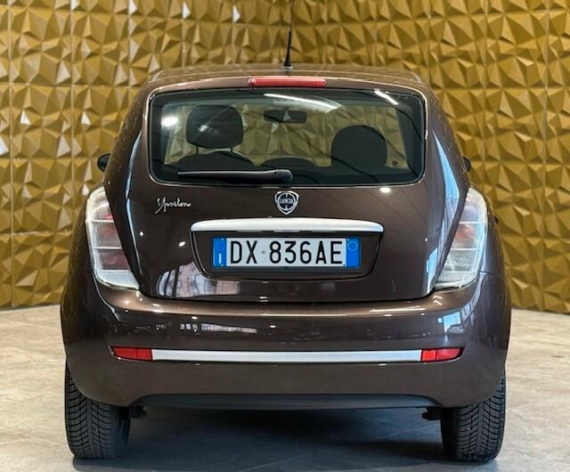 Lancia Ypsilon 1.2 Argento