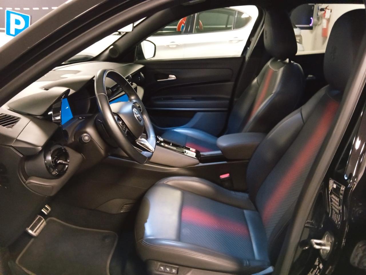 Alfa Romeo Junior 1.2 136 CV Hybrid eDCT6 Speciale