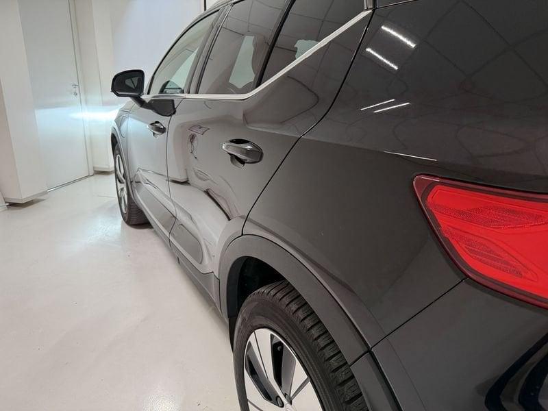 Volvo XC40 Recharge T4 Plug-in Hybrid auto Recharge Core