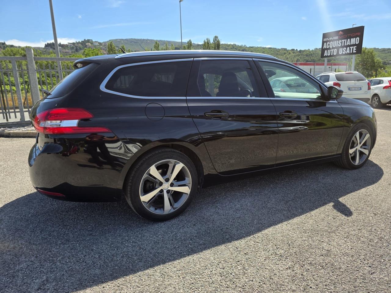 Peugeot 308 BlueHDi 120 S&S EAT6 SW Allure