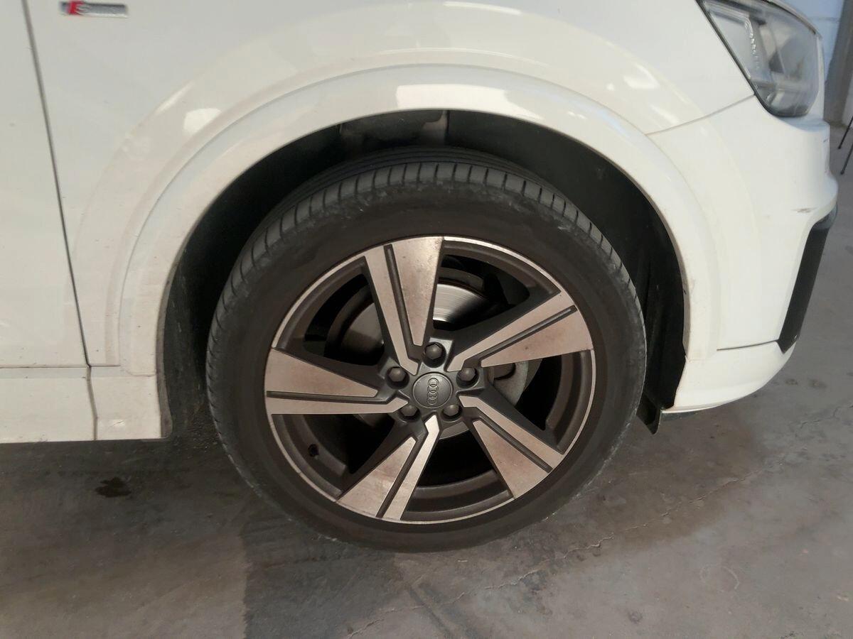 Audi Q2 30 TDI S tronic line Edition