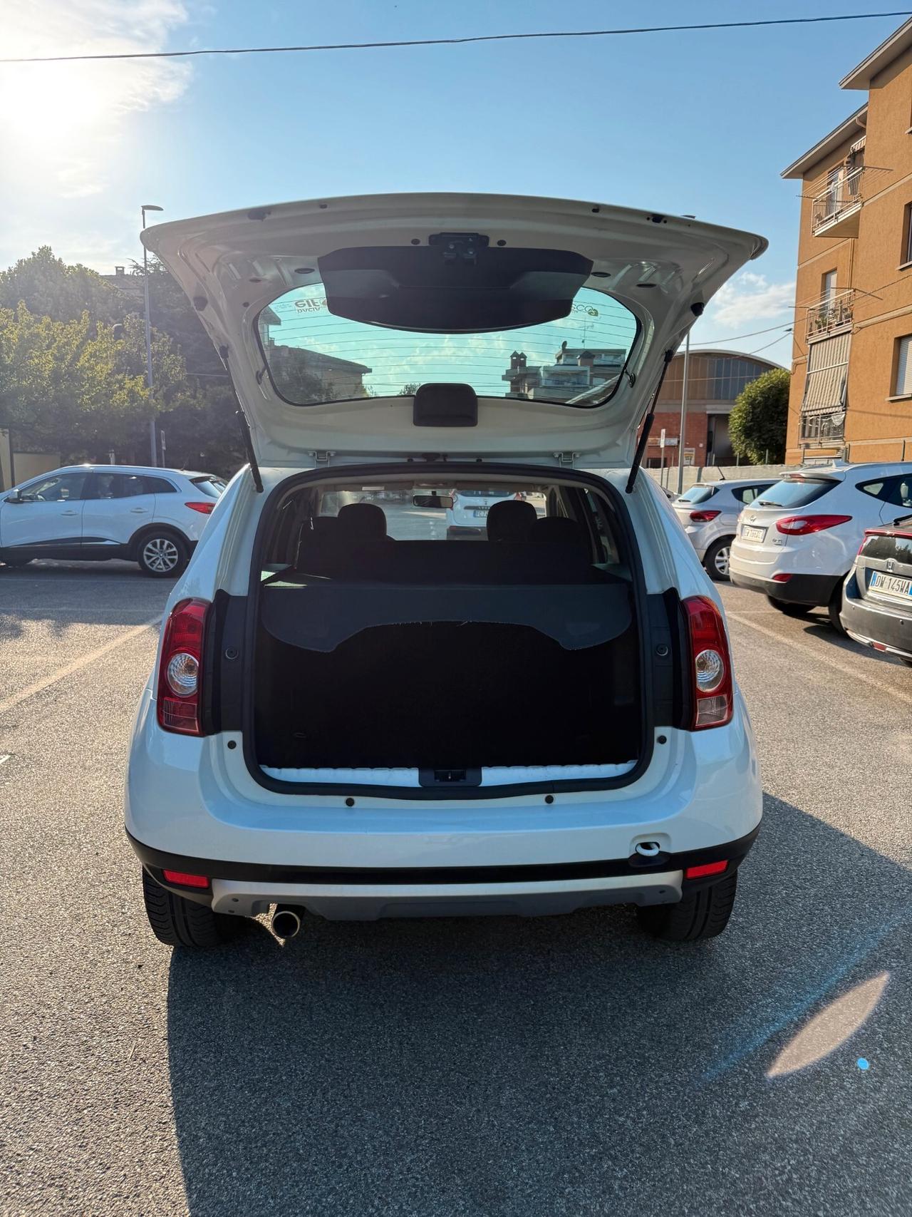 Dacia Duster 1.5 dci - NEOP. - 12 MESI DI GARANZIA -