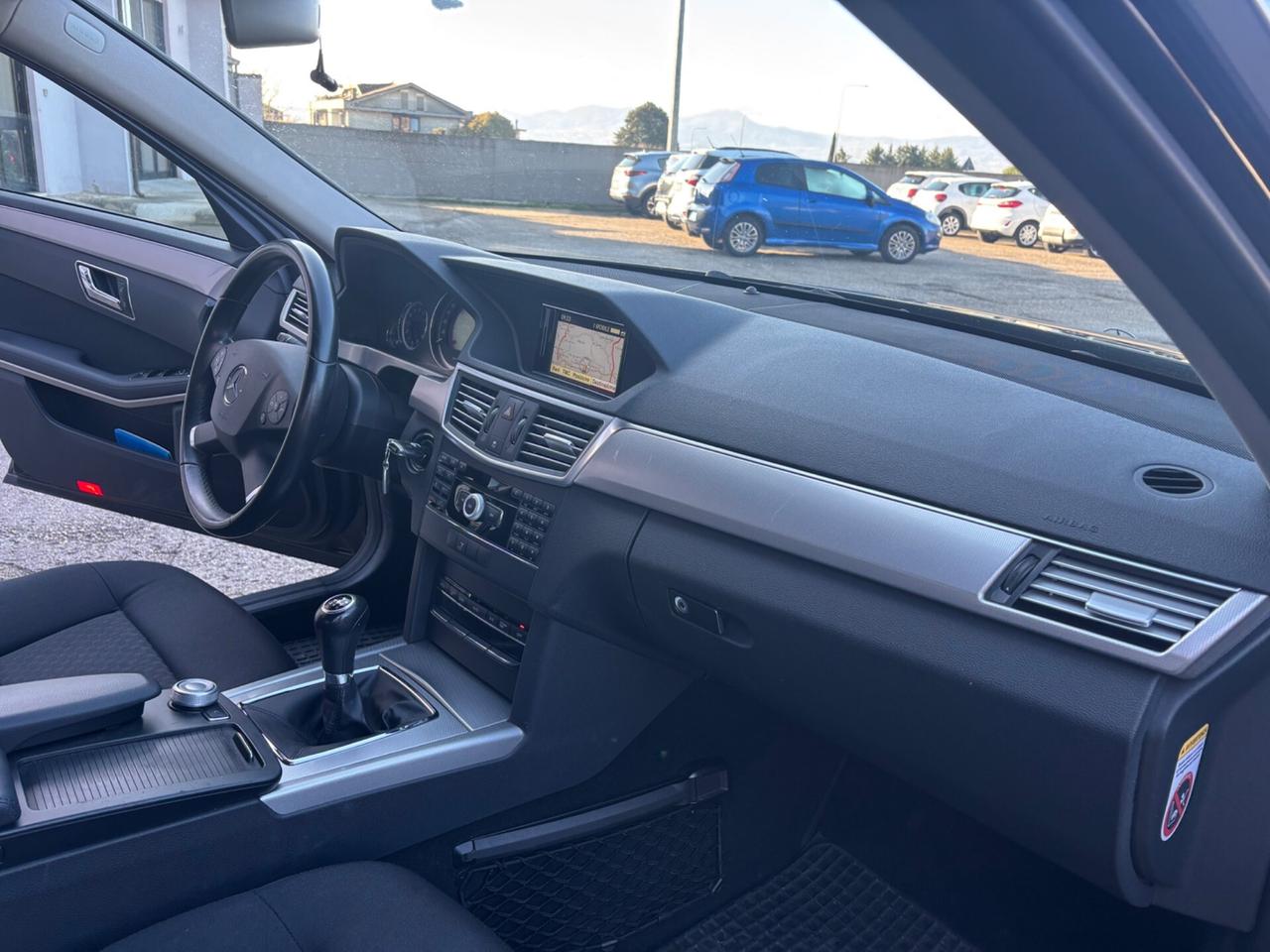 Mercedes-benz E 200 CDI BlueEFFICIENCY km96000