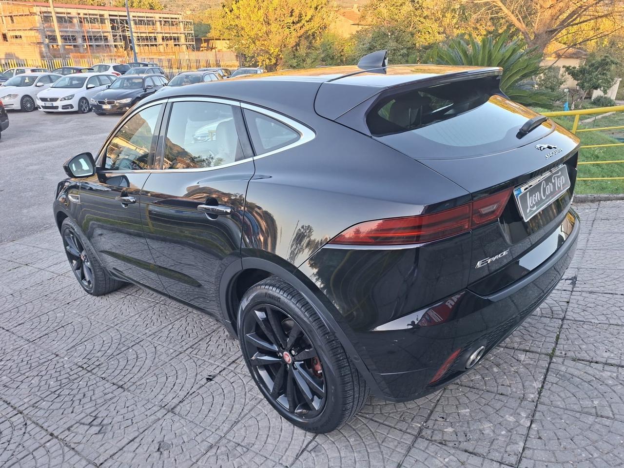 Jaguar E-Pace r sport full garantito 12 mesi accetto permute e finanziamenti