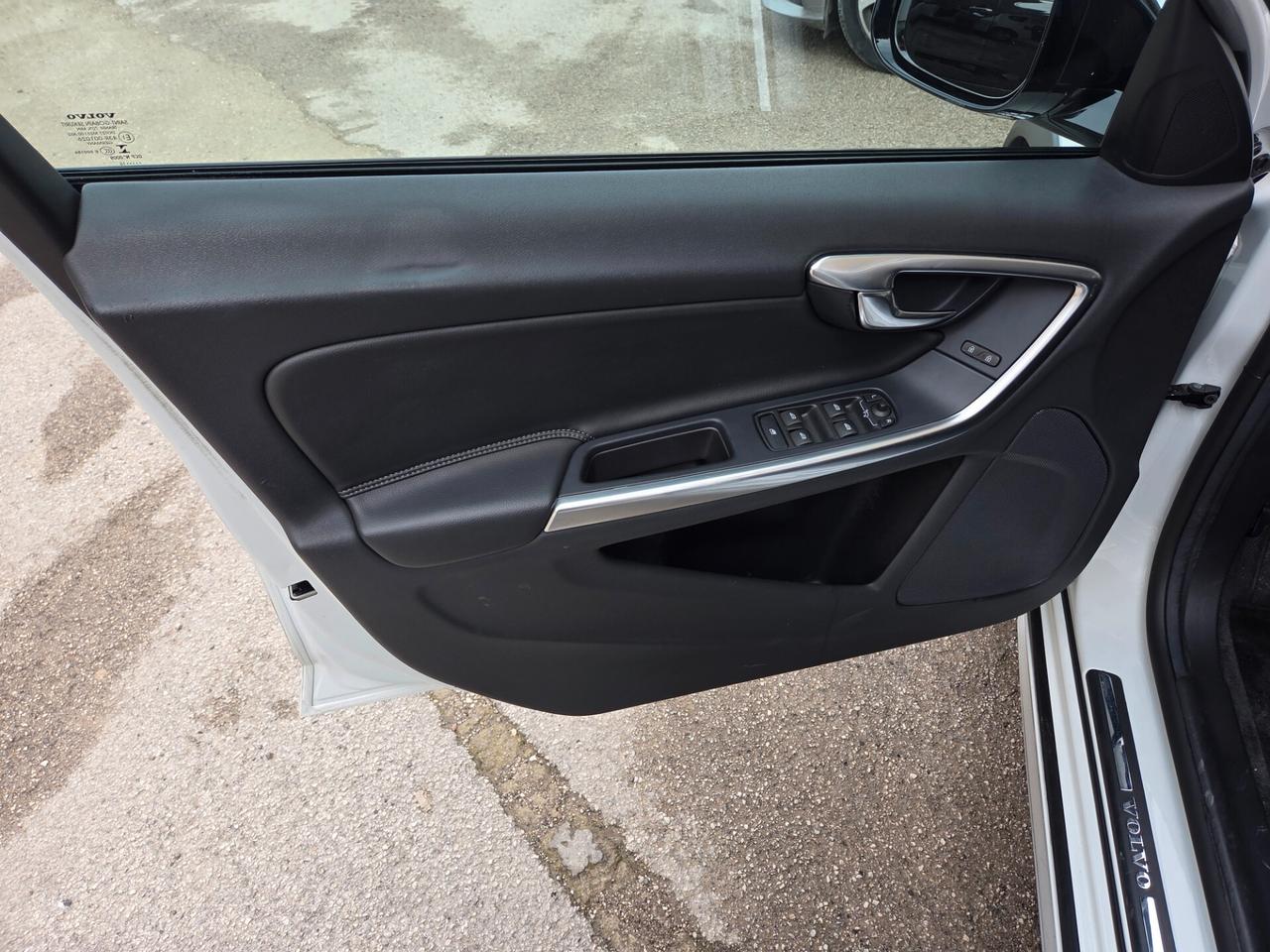 VOLVO V60 CROSSCOUNTRY 2.0 150 CV KM CERTIFIC 2016