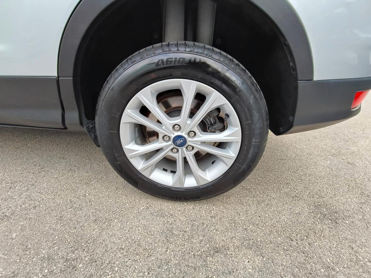 Ford Kuga 1.5 TDCI 120 CV S&S 2WD ST-Line