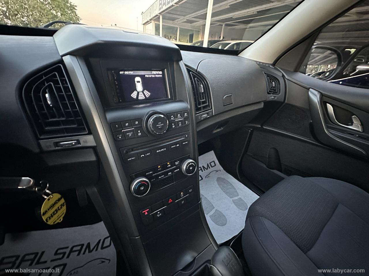 MAHINDRA XUV500 2.2 16V AWD W6