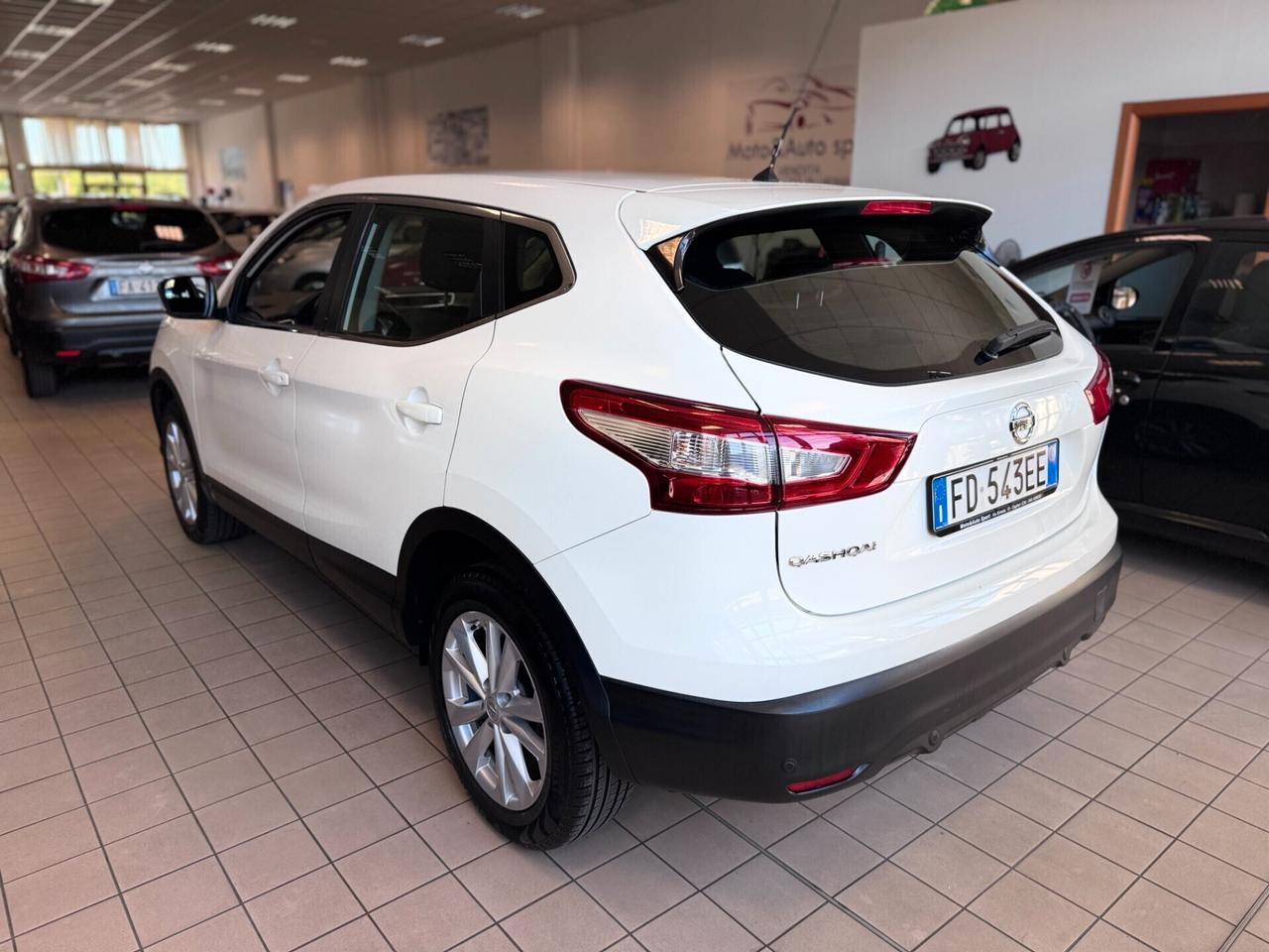 Nissan Qashqai 1.5 dCi Visia