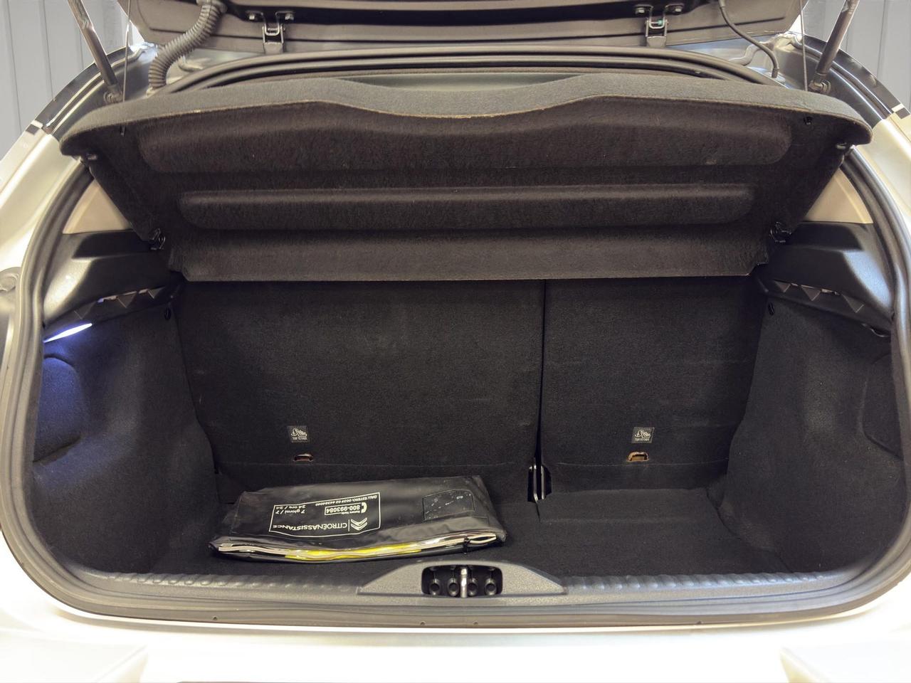 Citroen C3 1.2 puretech Shine 82cv