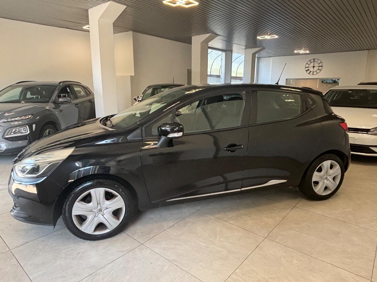 Renault Clio 1.5 dCi 8V 75CV 5 porte Costume National