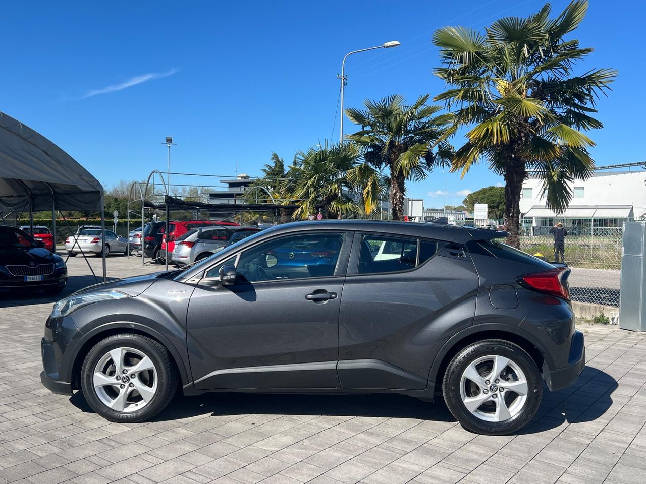Toyota C-HR 1.8 Hybrid E-CVT 2WD Business FINANZIABILE