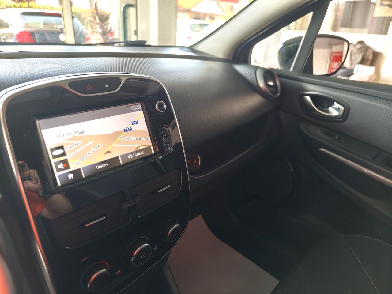 Renault Clio 1.2 75CV GPL 5 porte Costume National