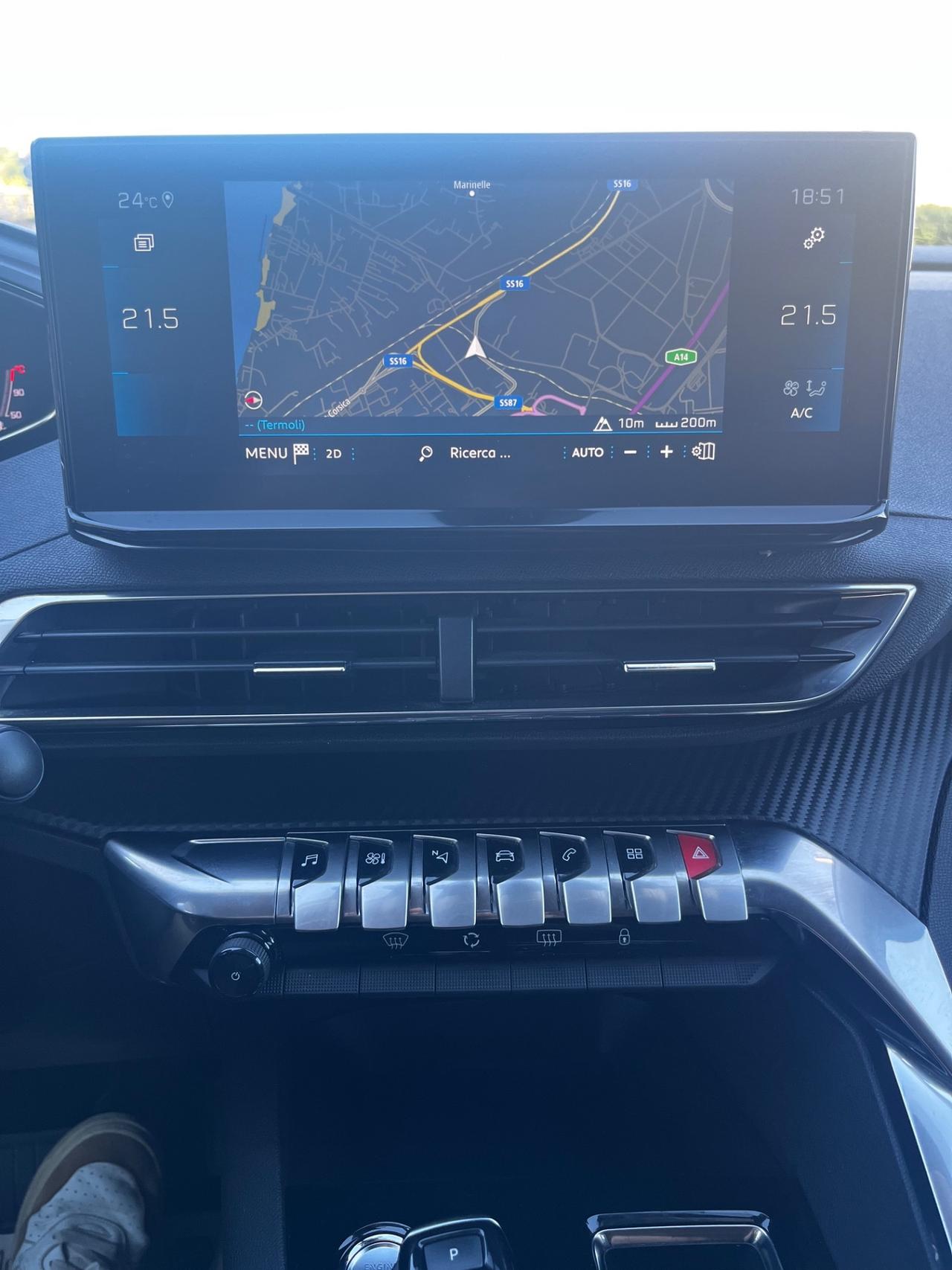 Peugeot 3008 BlueHDi 130 S&S EAT8 Business