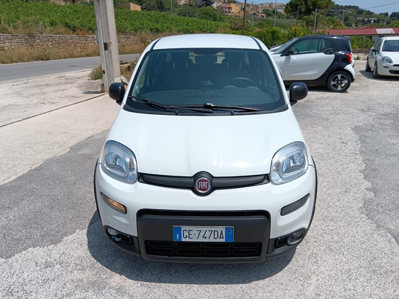 Fiat Panda 1.0 GSE S&S Hybrid Street Van 4 posti