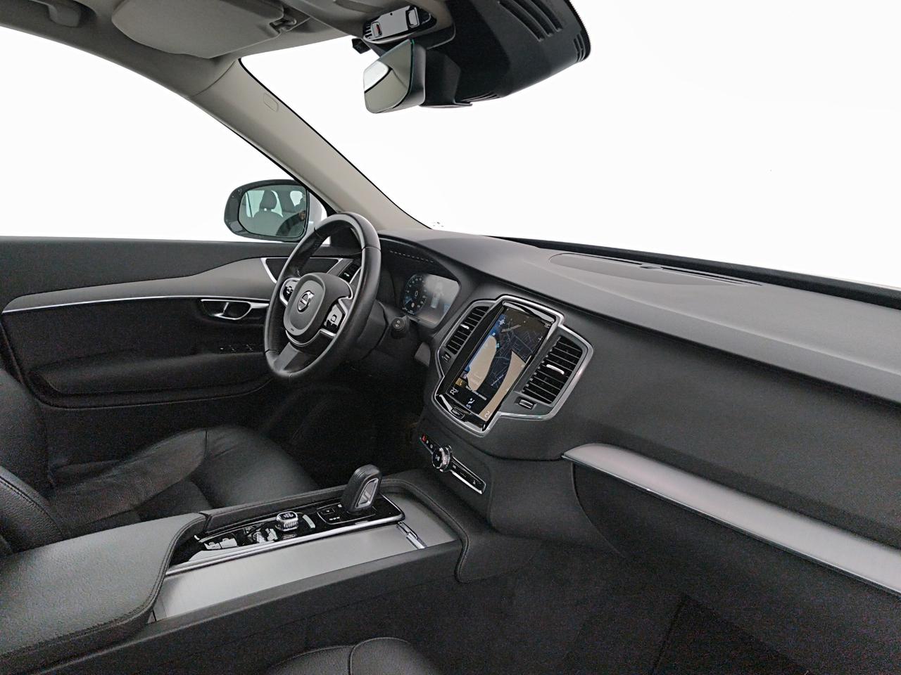 Volvo XC90 2.0 b5 Momentum awd