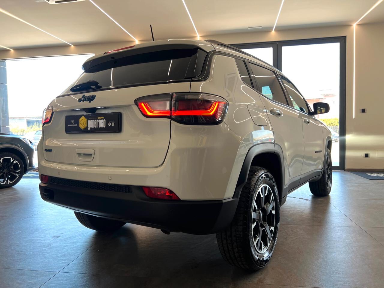 Jeep Compass 1.3 Turbo T4 240 CV PHEV AT6 4xe Trailhawk