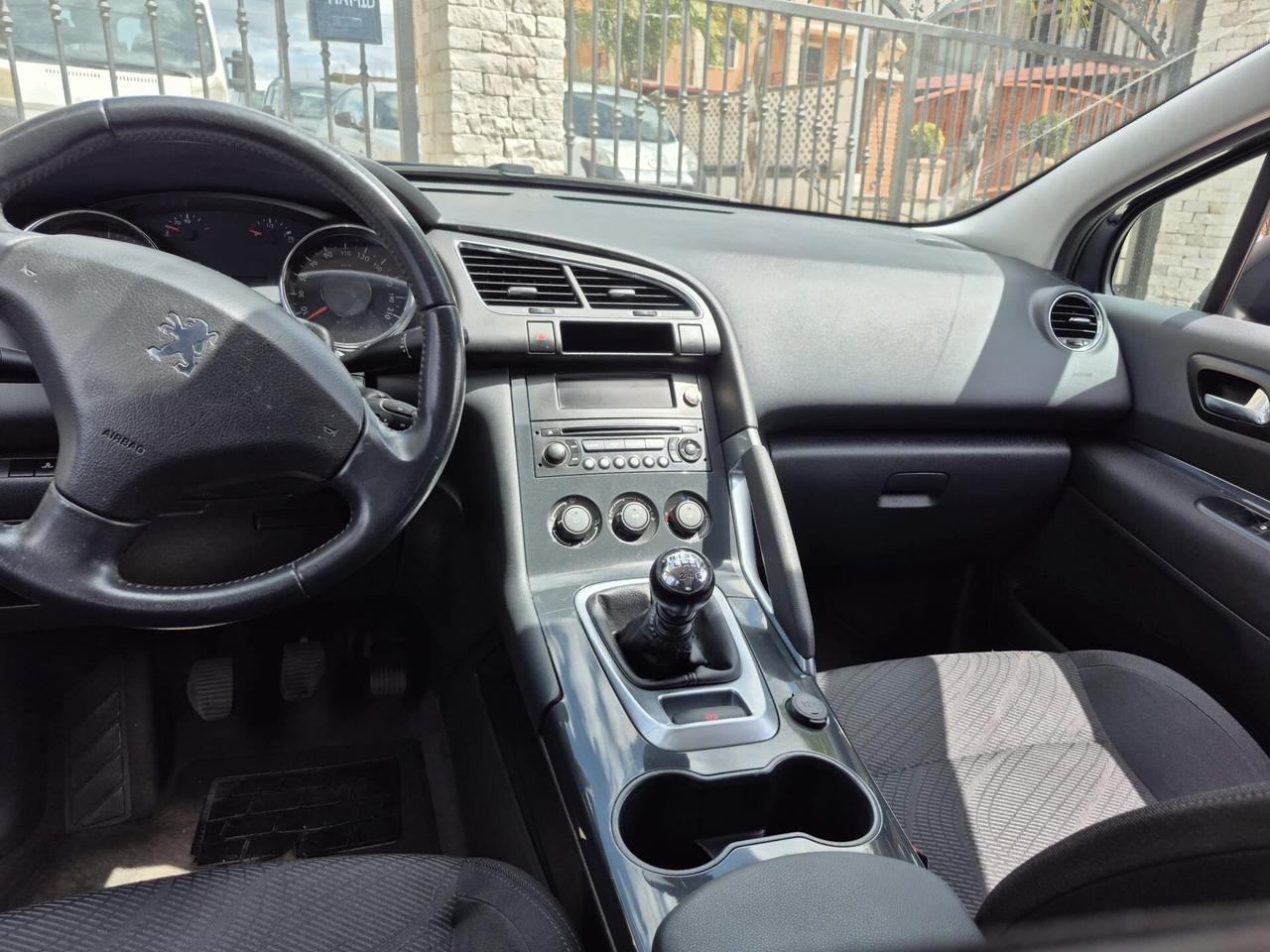 Peugeot 3008 1.6 HDi 110CV Premium