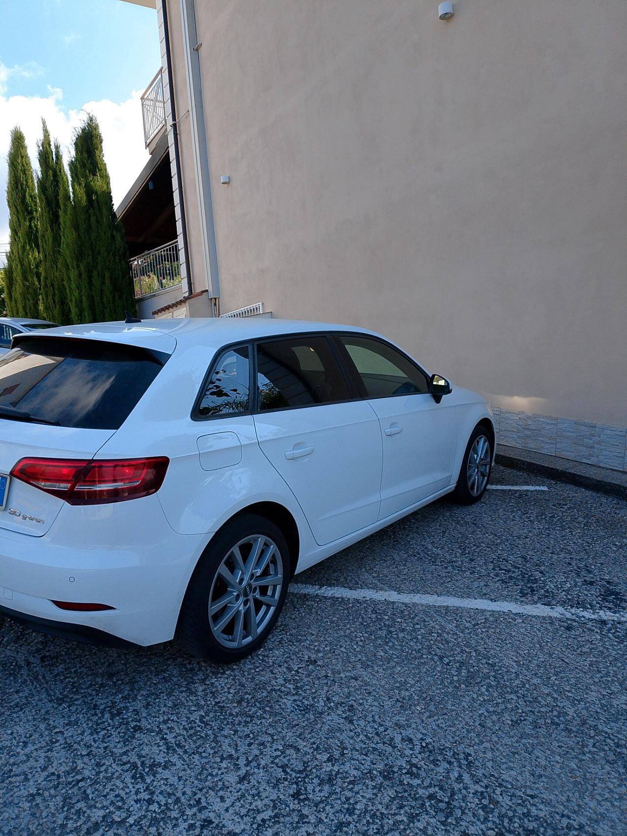 Audi A3 SPB 30 g-tron S tronic Sport
