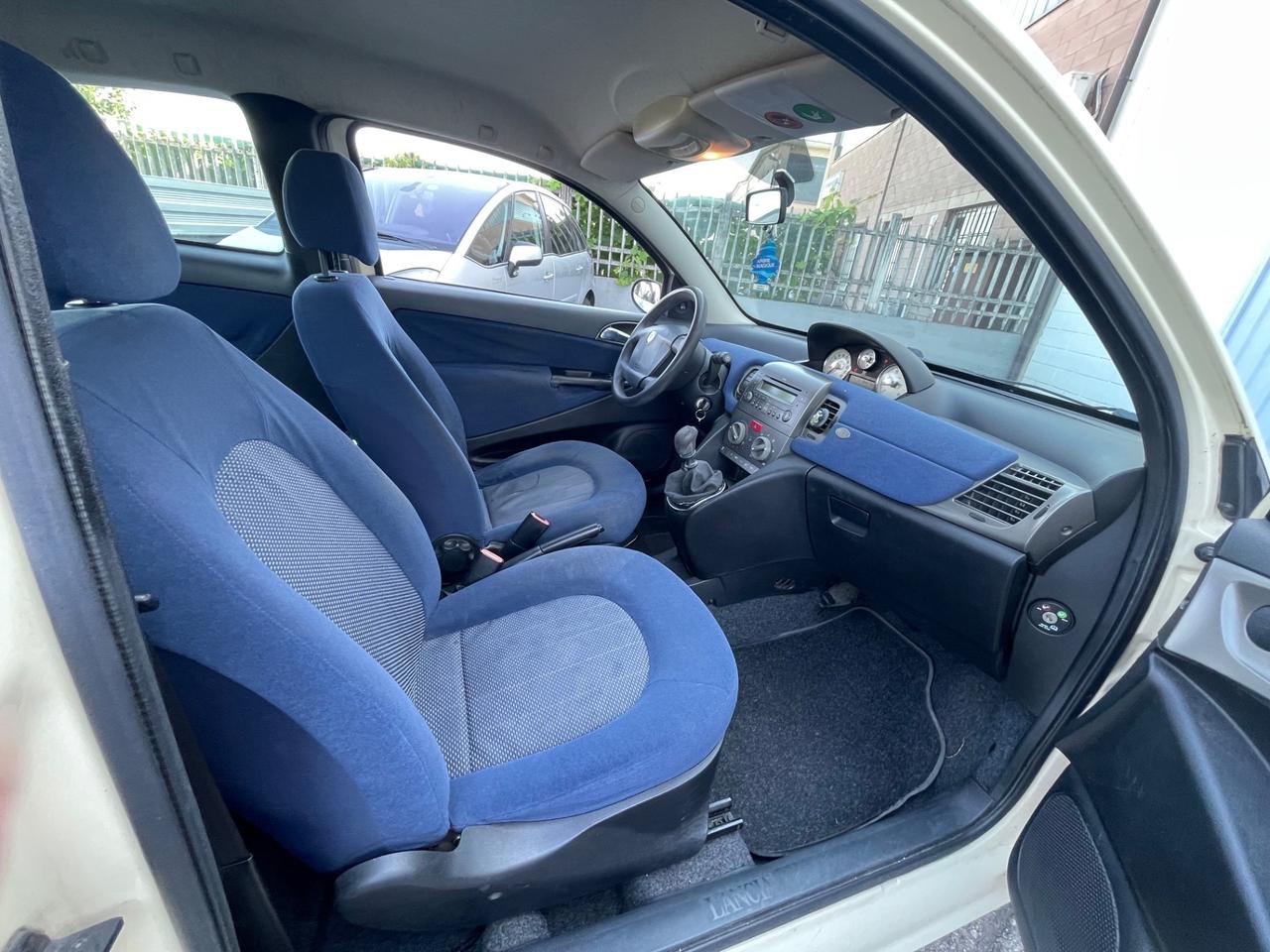 Lancia Ypsilon 1.2 Oro