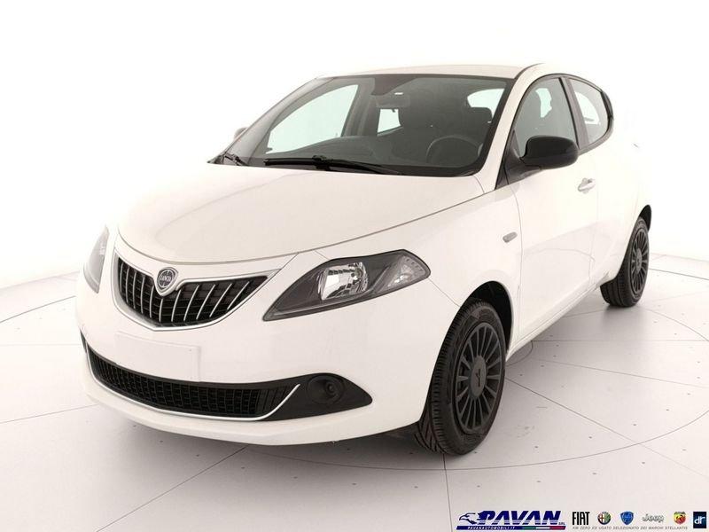 Lancia Ypsilon 1.0 FireFly 5 porte S&S Hybrid Ecochic Silver