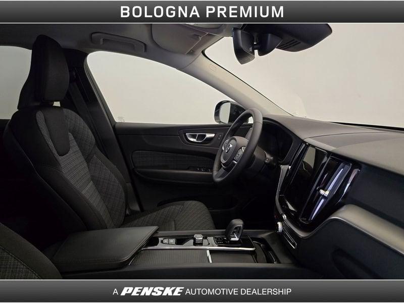 Volvo XC60 B5 (d) AWD automatico Core
