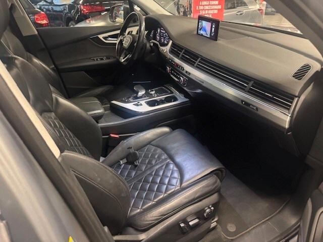 AUDI Q7 2ª serie SQ7 4.0 V8 TDI quattro tiptro...
