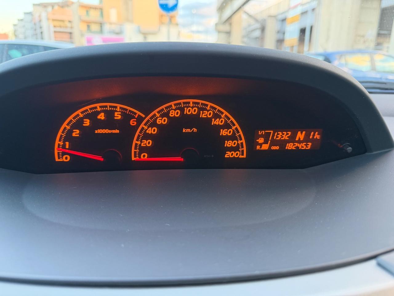 Toyota Yaris 1.4 D-4D 90 cv 2011 Automatica