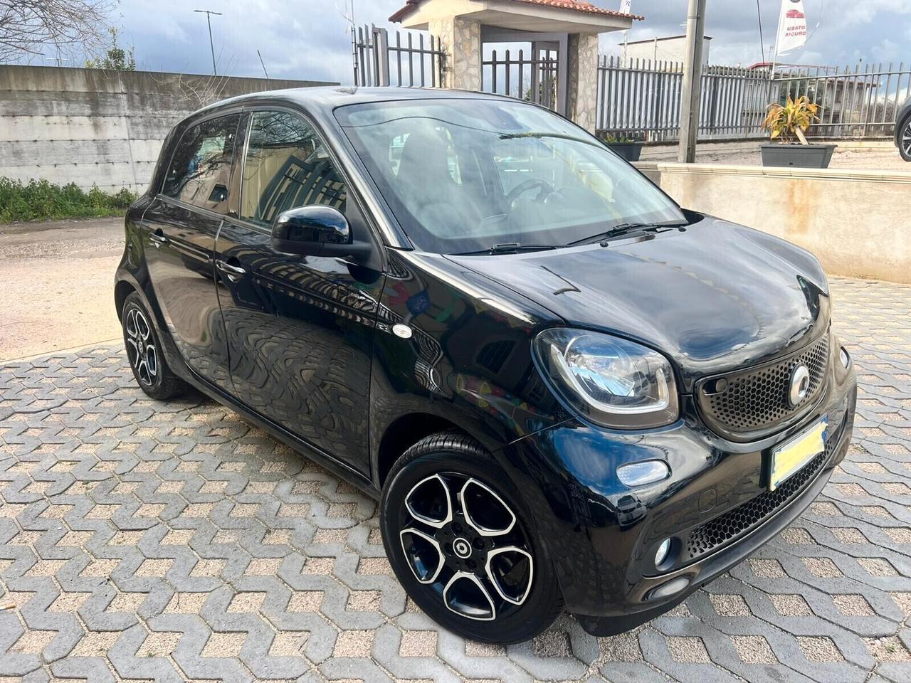 Smart ForFour 70 1.0 Youngster
