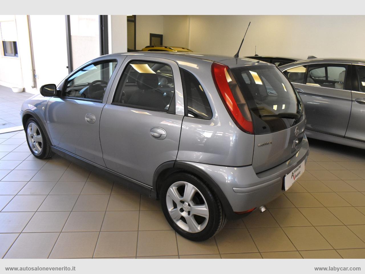 OPEL Corsa 1.3 16V CDTI 5p. Sport