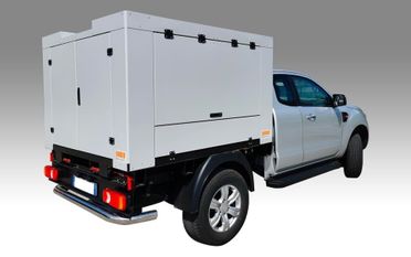 Ford Ranger 2.2 TDCi XL 2pt. Food Track * Aus Presa 230 V