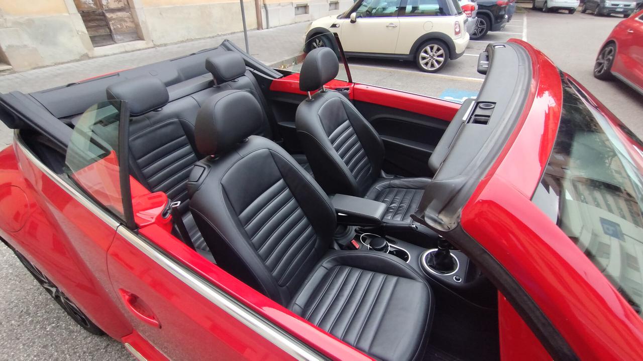Volkswagen Maggiolino Cabrio 2.0 TDI Sport BlueMotion Technology