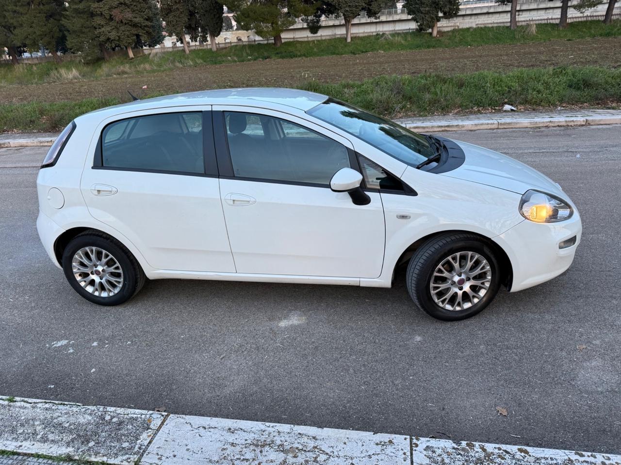 Fiat Punto Evo 1.3 Mjt 75 CV DPF 5 porte S&S Blue&Me