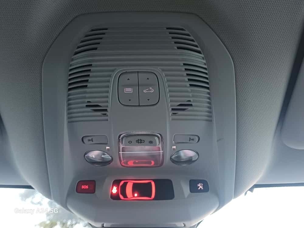 Peugeot 3008 BlueHDi 130 S&S EAT8 Business