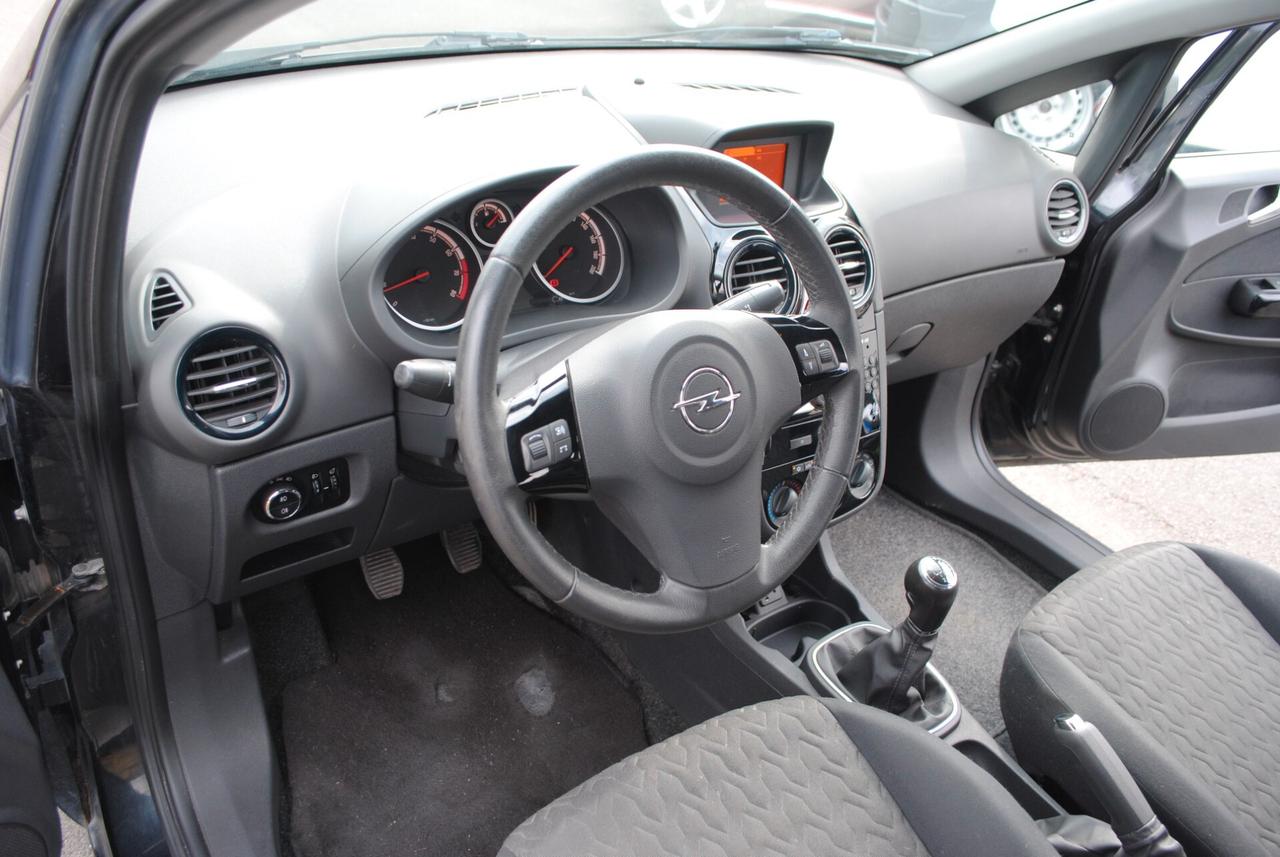 OPEL CORSA 1.2 86 CV BENZ/GPL OK NEOPATENTATI