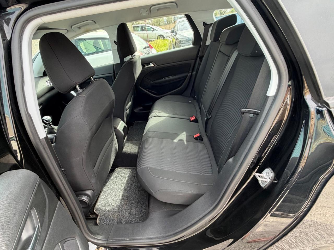 Peugeot 308 BlueHDi 120 S&S SW Business