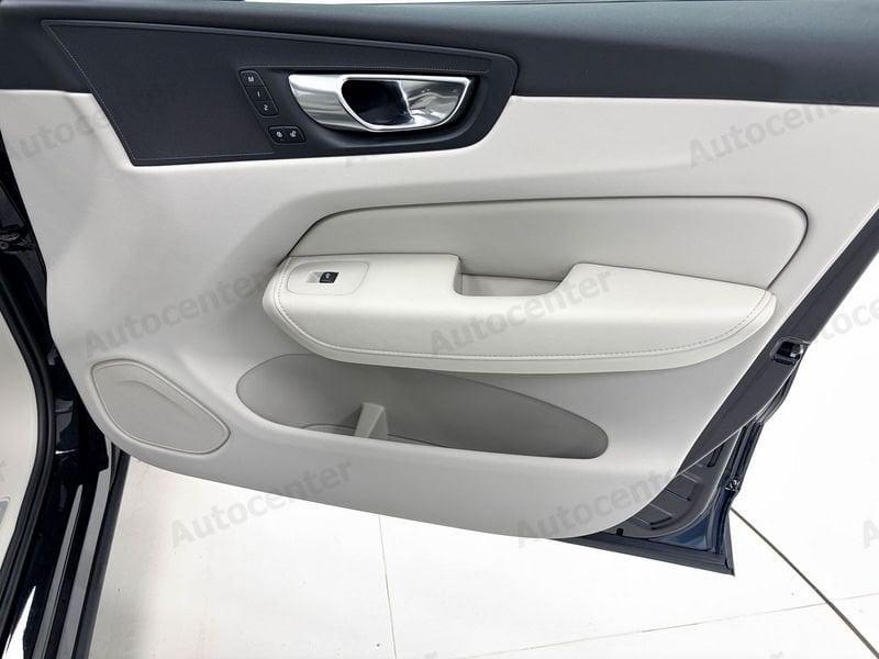 Volvo XC60 XC60 B4 (d) 197CV AWD AUT PLUS DARK